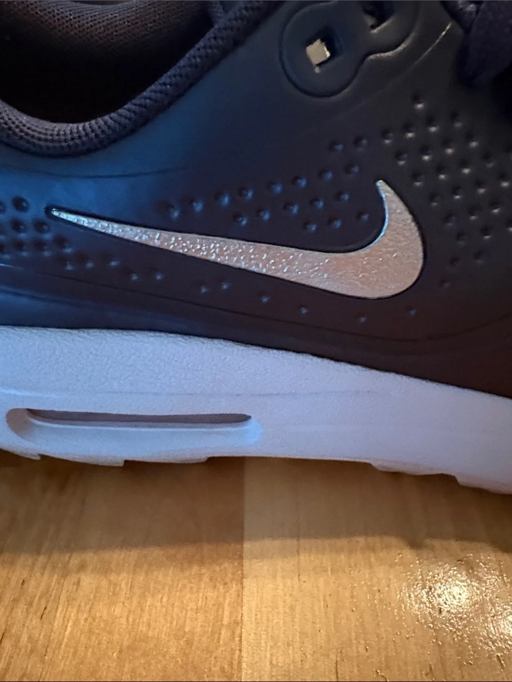 Nike low top